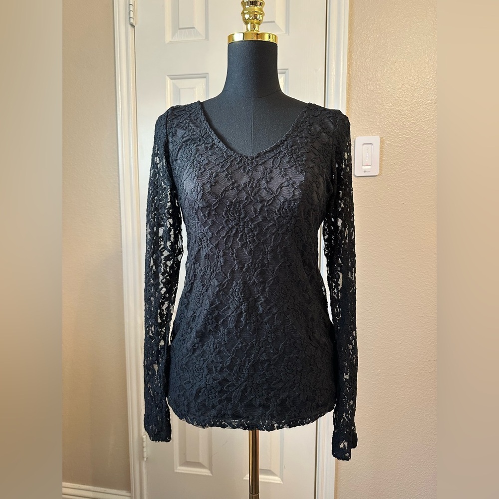 Patty Boutik Lace Floral V-Neck Blouse Top Sheer Sleeves Black Size M NWT Y2K